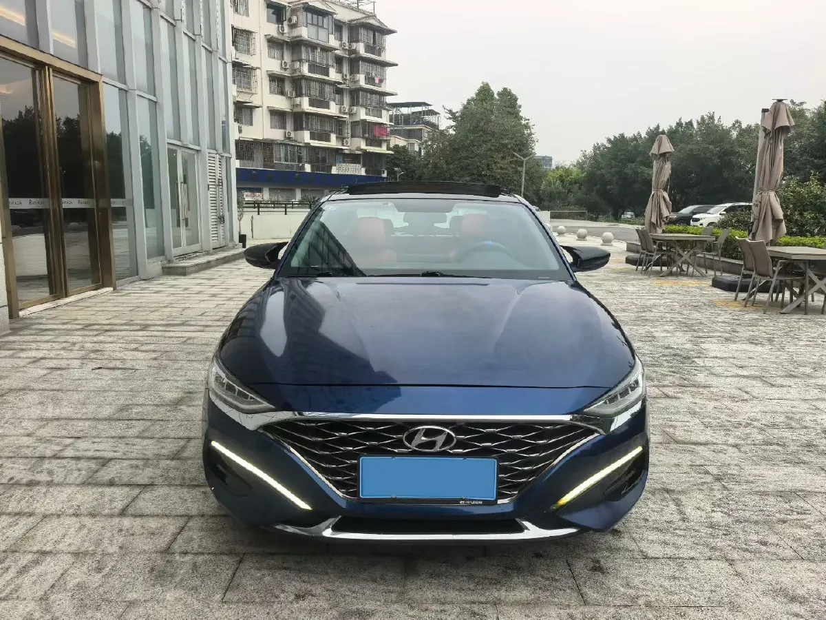 2019 Hyundai La Festa 1.6T 204HP L4 7DCT,autocango,china used car exporter,china ev exporter,chinese used car exporter,chinese used ev exporter