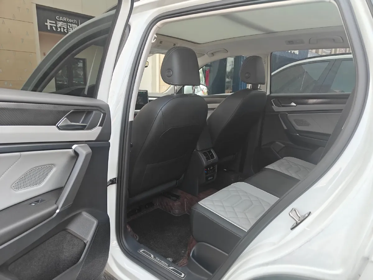 2023 Volkswagen Tayron 2.0T 186HP L4 7DCT,autocango,china used car exporter,china ev exporter,chinese used car exporter,chinese used ev exporter