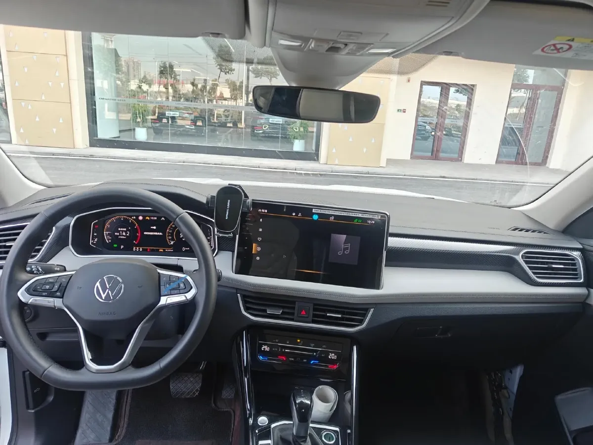 2023 Volkswagen Tayron 2.0T 186HP L4 7DCT,autocango,china used car exporter,china ev exporter,chinese used car exporter,chinese used ev exporter