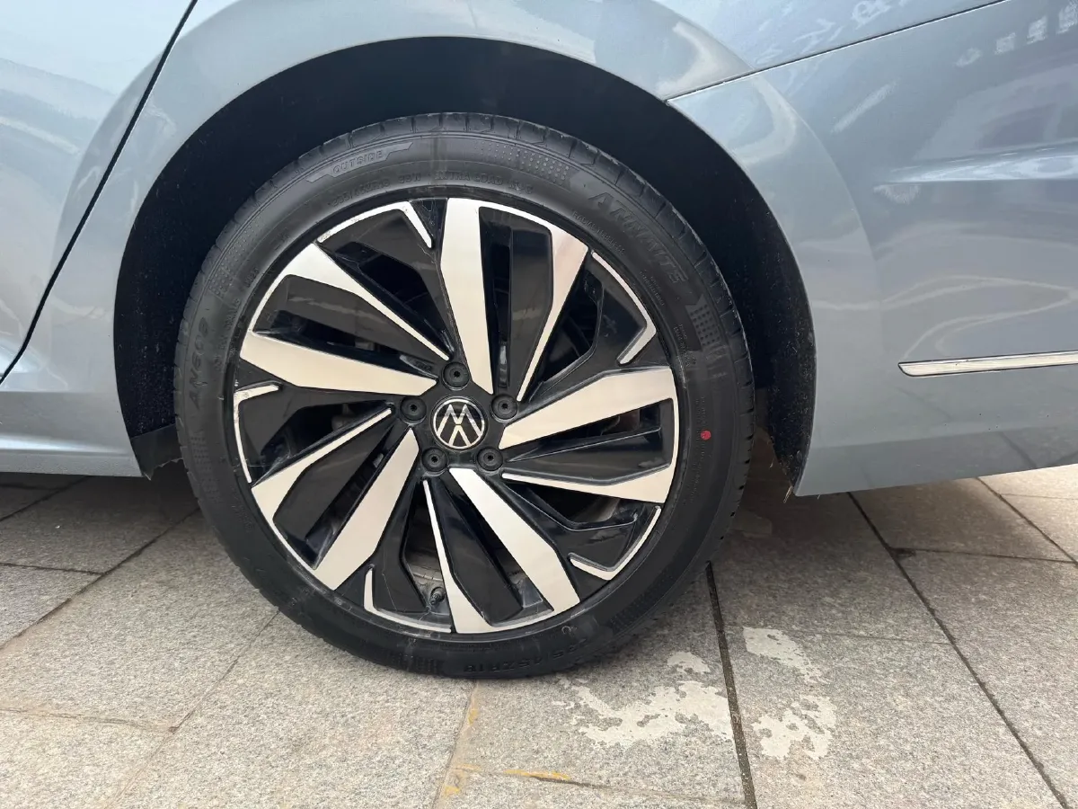 2021 Volkswagen Passat 2.0T 186HP L4 7DCT,autocango,china used car exporter,china ev exporter,chinese used car exporter,chinese used ev exporter
