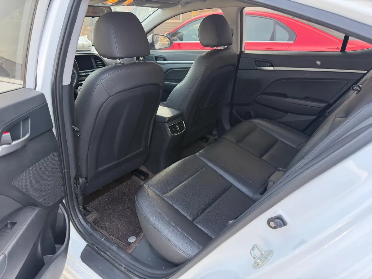 2019 Hyundai Elantra 1.5L 115HP L4 CVT,autocango,china used car exporter,china ev exporter,chinese used car exporter,chinese used ev exporter