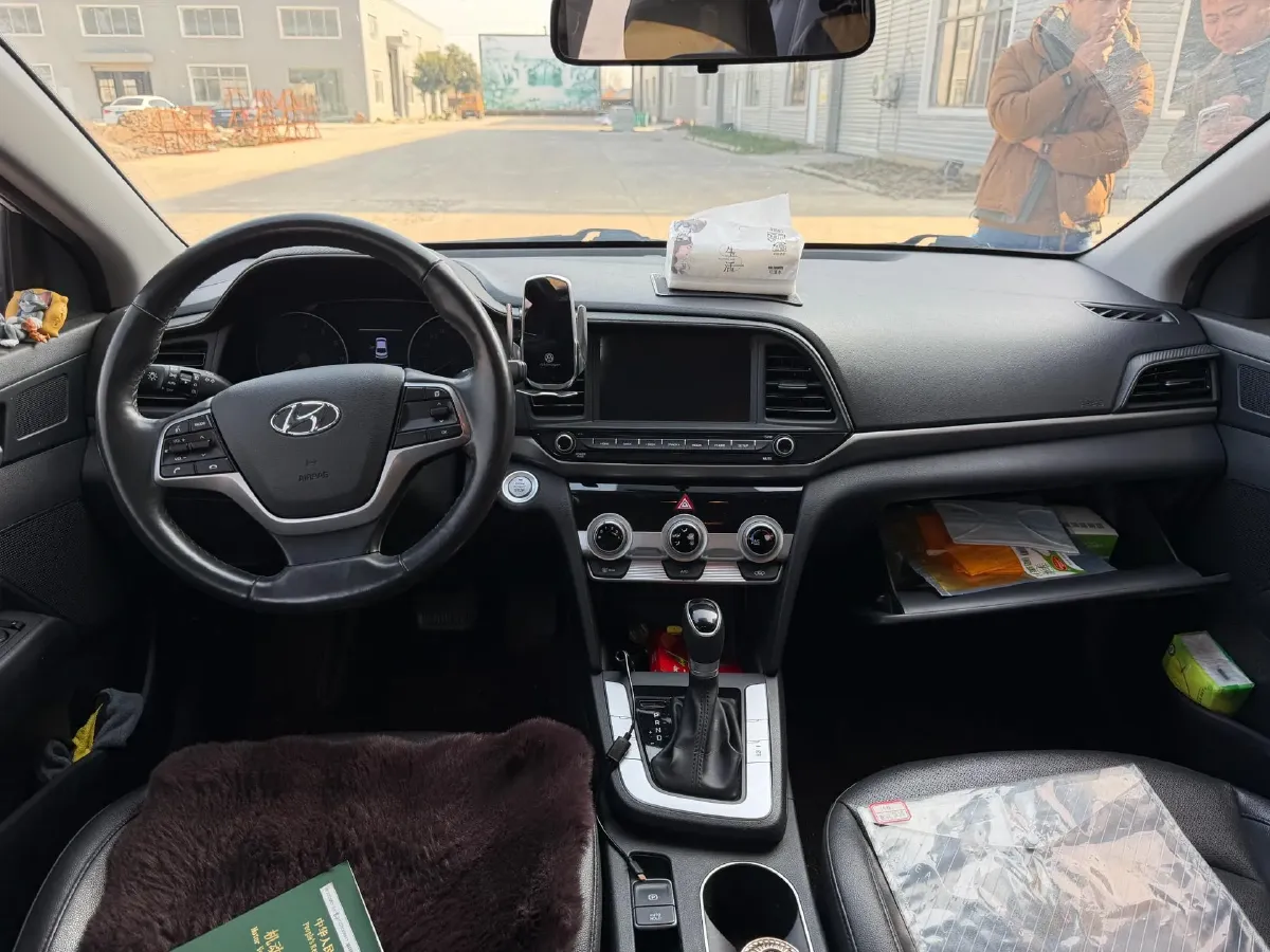 2019 Hyundai Elantra 1.5L 115HP L4 CVT,autocango,china used car exporter,china ev exporter,chinese used car exporter,chinese used ev exporter