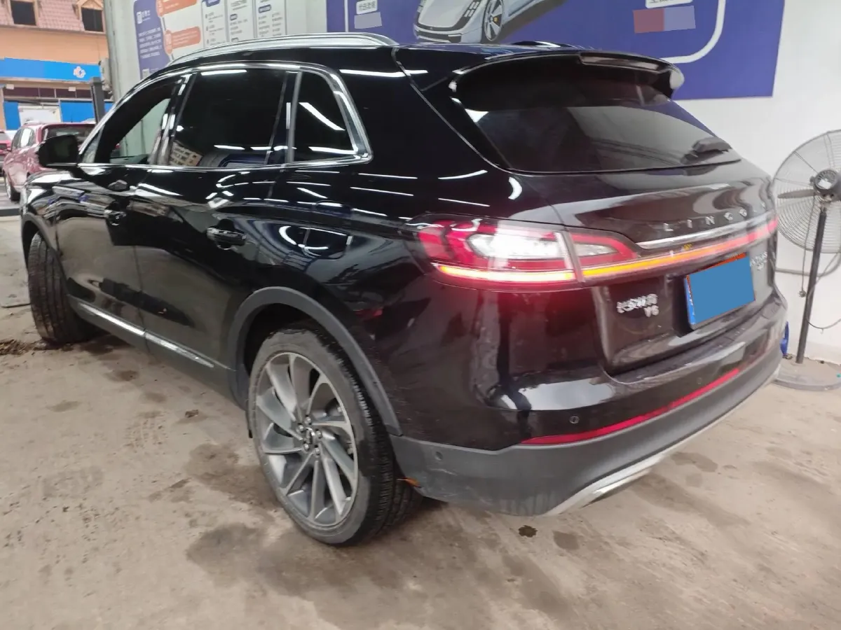 2021 Lincoln Nautilus 2.7T 322HP V6 8AT,autocango,china used car exporter,china ev exporter,chinese used car exporter,chinese used ev exporter