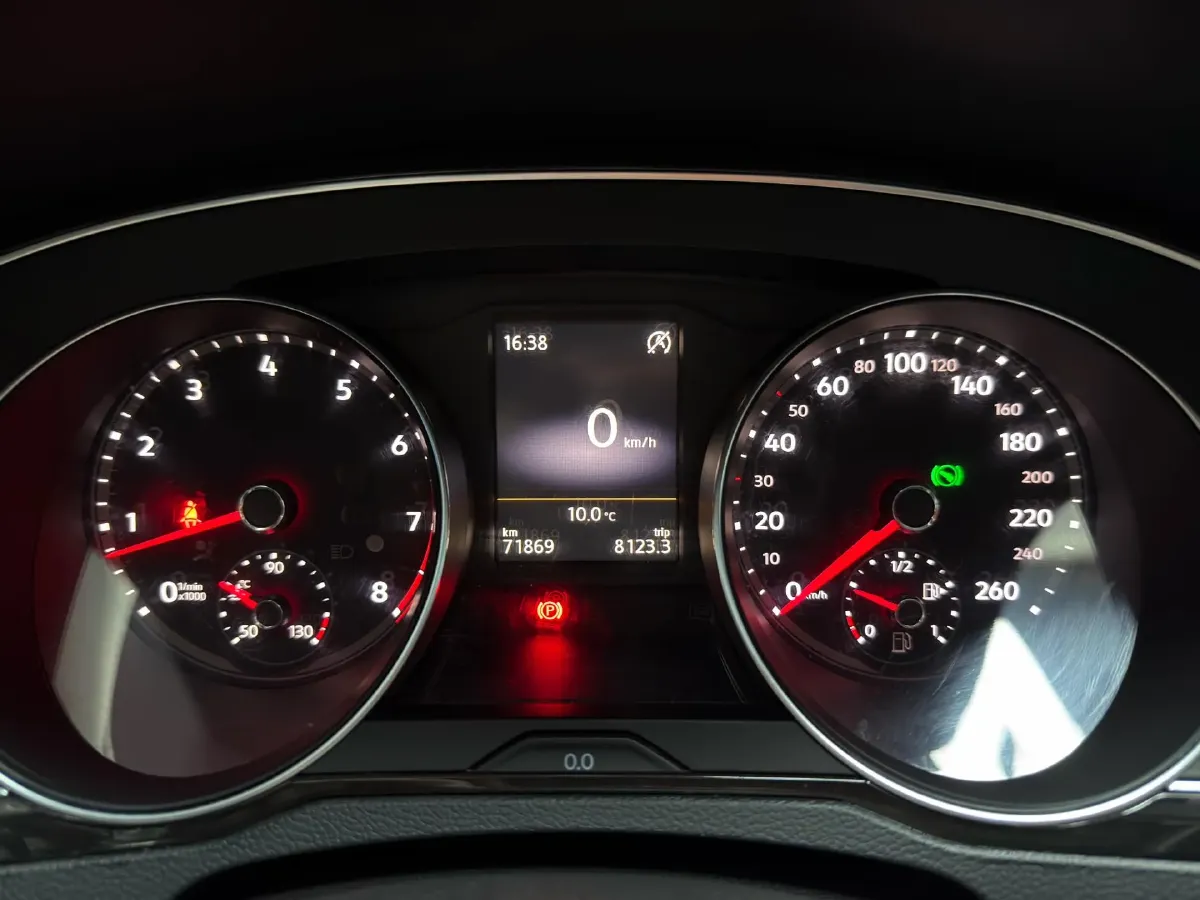 2018 Volkswagen Magotan 1.4T 150HP L4 7DCT,autocango,china used car exporter,china ev exporter,chinese used car exporter,chinese used ev exporter