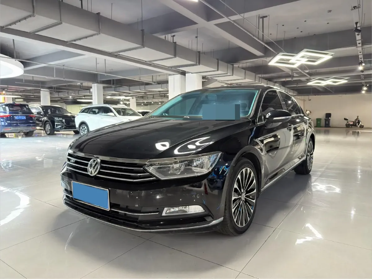 2018 Volkswagen Magotan 1.4T 150HP L4 7DCT,autocango,china used car exporter,china ev exporter,chinese used car exporter,chinese used ev exporter