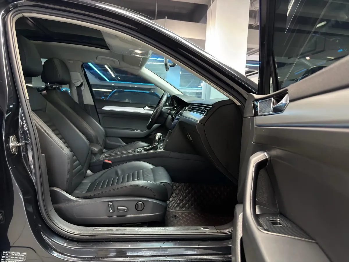 2018 Volkswagen Magotan 1.4T 150HP L4 7DCT,autocango,china used car exporter,china ev exporter,chinese used car exporter,chinese used ev exporter