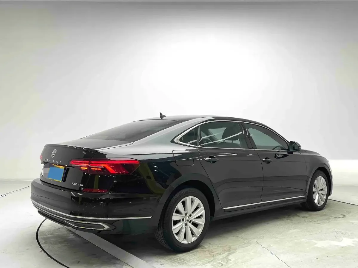 2020 Volkswagen Passat 2.0T 186HP L4 7DCT,autocango,china used car exporter,china ev exporter,chinese used car exporter,chinese used ev exporter