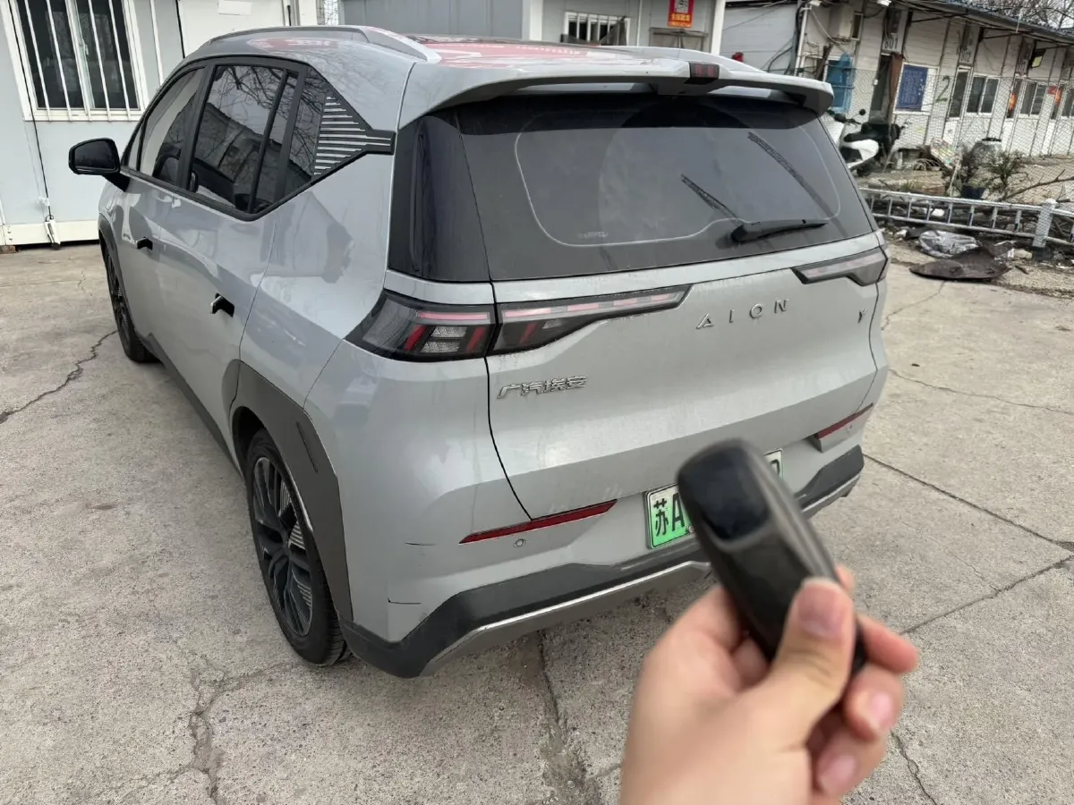 2022 Geely Okavango 1.8T 184HP L4 7DCT,autocango,china used car exporter,china ev exporter,chinese used car exporter,chinese used ev exporter