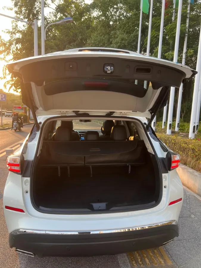 2021 Nissan Murano 2.5L 186HP L4 CVT,autocango,china used car exporter,china ev exporter,chinese used car exporter,chinese used ev exporter