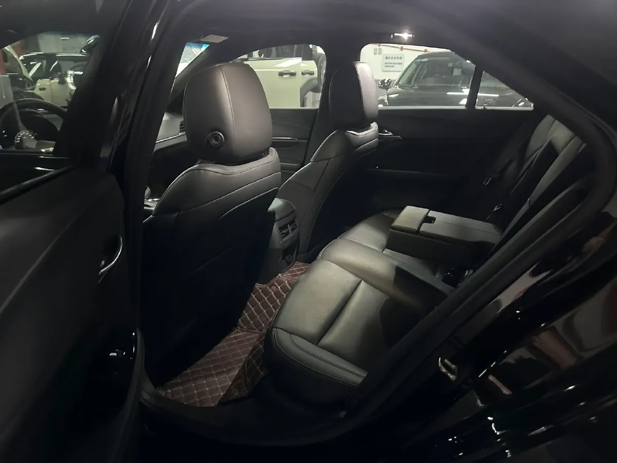 2022 Cadillac CT4 2.0T 237HP L4 8AT,autocango,china used car exporter,china ev exporter,chinese used car exporter,chinese used ev exporter