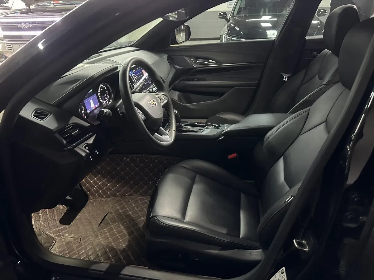 2022 Cadillac CT4 2.0T 237HP L4 8AT,autocango,china used car exporter,china ev exporter,chinese used car exporter,chinese used ev exporter