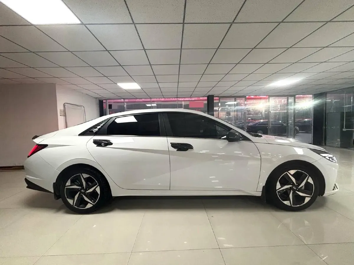 2022 Hyundai Elantra 1.5L 115HP L4 CVT,autocango,china used car exporter,china ev exporter,chinese used car exporter,chinese used ev exporter