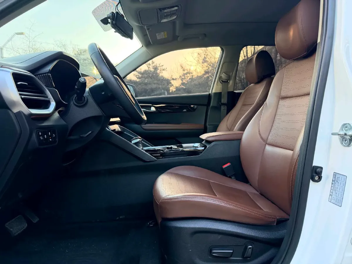 2021 Kia Sportage R 2.0L 161HP L4 6AT,autocango,china used car exporter,china ev exporter,chinese used car exporter,chinese used ev exporter