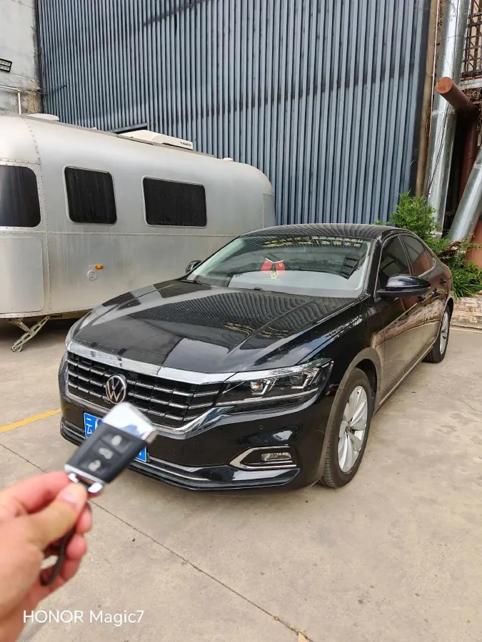 2021 Volkswagen Passat 2.0T 186HP L4 7DCT,autocango,china used car exporter,china ev exporter,chinese used car exporter,chinese used ev exporter