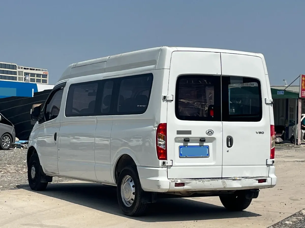 2019 MAXUS XinTu V80 2.0T 139HP L4 6MT,autocango,china used car exporter,china ev exporter,chinese used car exporter,chinese used ev exporter