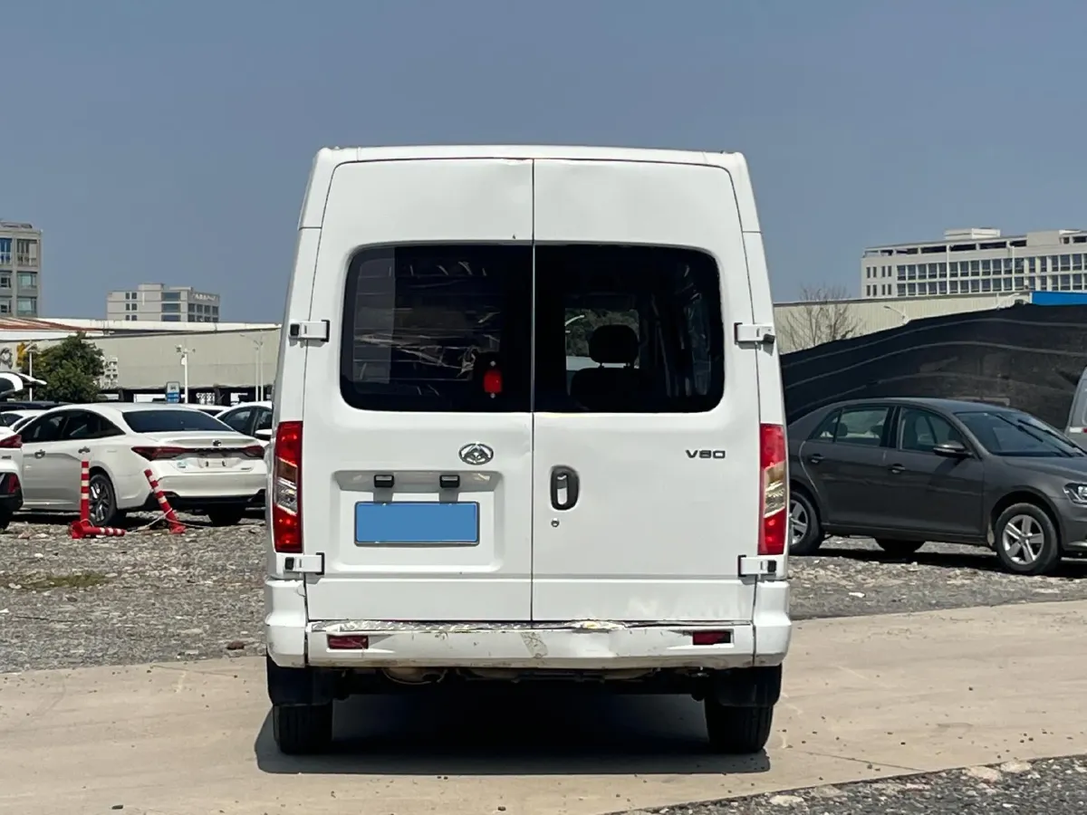 2019 MAXUS XinTu V80 2.0T 139HP L4 6MT,autocango,china used car exporter,china ev exporter,chinese used car exporter,chinese used ev exporter