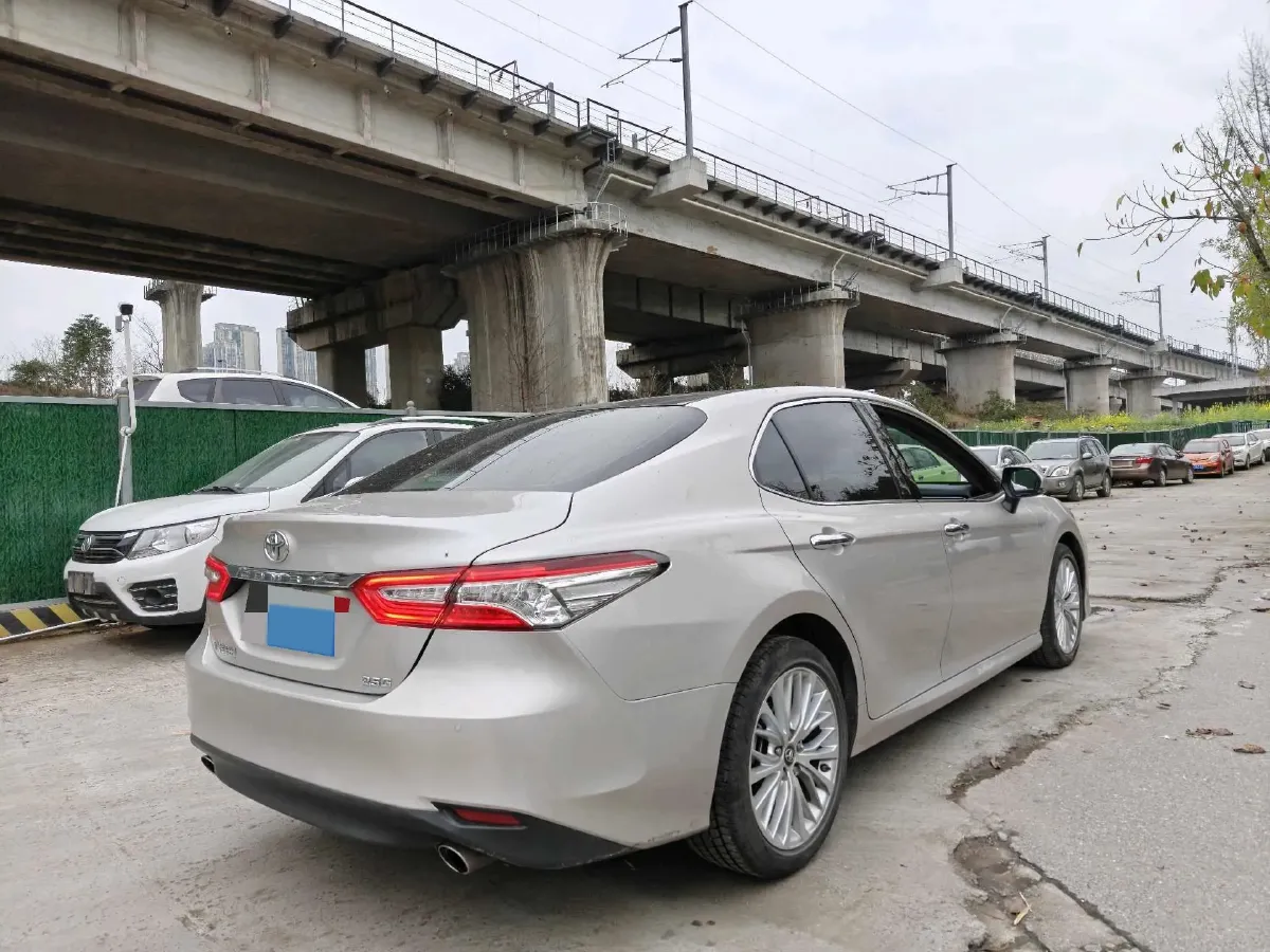 2019 Toyota Camry 2.5L 209HP L4 8AT,autocango,china used car exporter,china ev exporter,chinese used car exporter,chinese used ev exporter