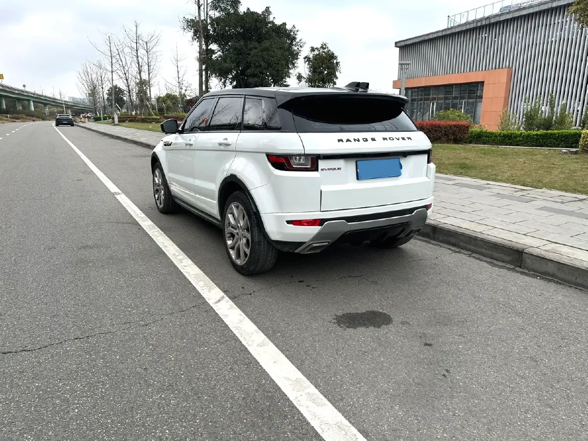 2018 Jaguar F-PACE 2.0T 250HP L4 8AT,autocango,china used car exporter,china ev exporter,chinese used car exporter,chinese used ev exporter