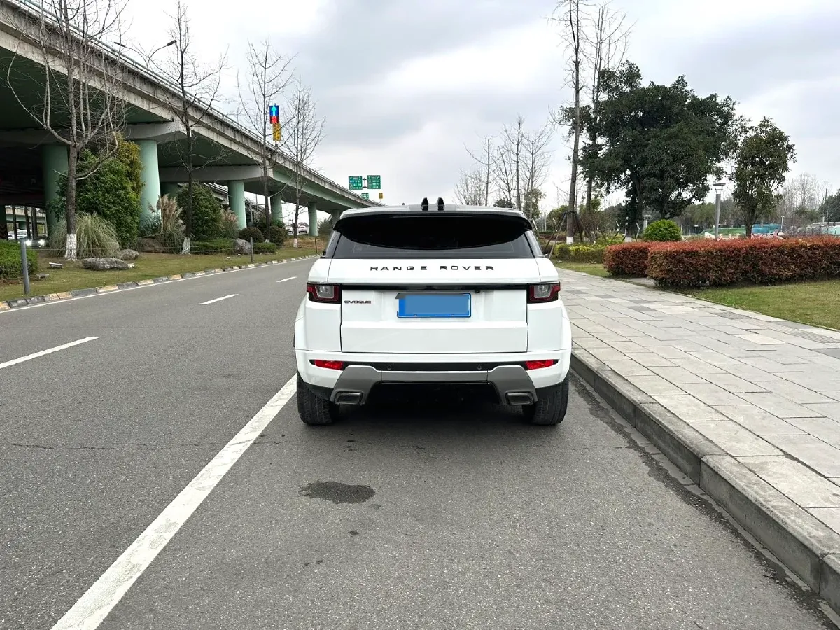2018 Jaguar F-PACE 2.0T 250HP L4 8AT,autocango,china used car exporter,china ev exporter,chinese used car exporter,chinese used ev exporter