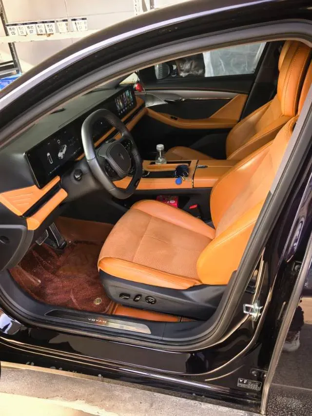 2024 Voyah ZhuiGuang 1.5T 136HP L4 PHEV 43KWH,autocango,china used car exporter,china ev exporter,chinese used car exporter,chinese used ev exporter