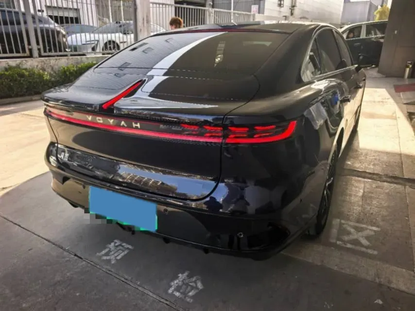2024 Voyah ZhuiGuang 1.5T 136HP L4 PHEV 43KWH,autocango,china used car exporter,china ev exporter,chinese used car exporter,chinese used ev exporter