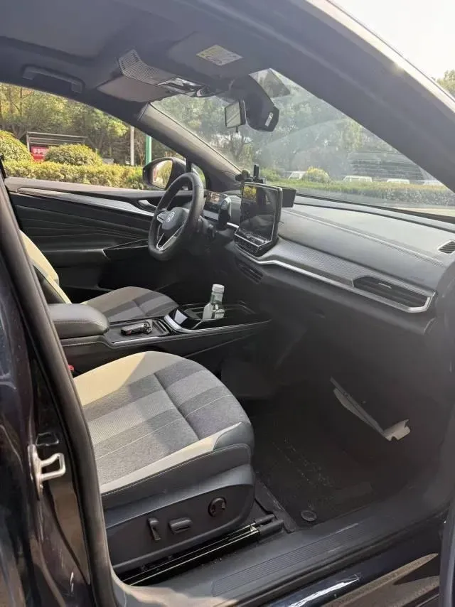 2024 Volkswagen ID.4 Crozz BEV 55.7KWH,autocango,china used car exporter,china ev exporter,chinese used car exporter,chinese used ev exporter