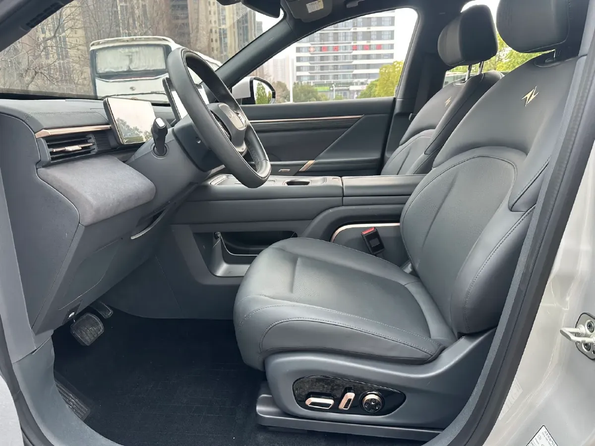 2024 DongFeng eπ eπ008 1.5T 147HP L4 REEV 34.32KWH,autocango,china used car exporter,china ev exporter,chinese used car exporter,chinese used ev exporter