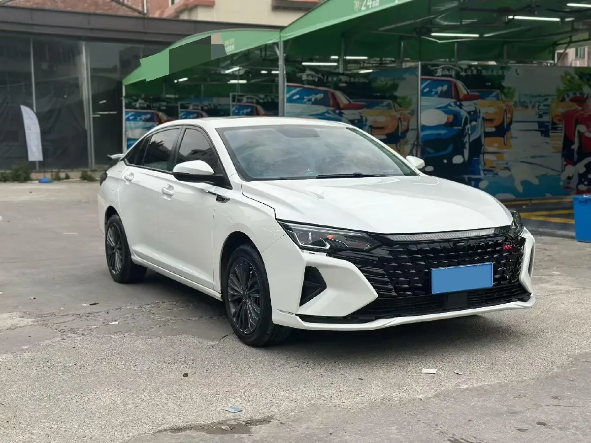 2021 DongFeng Aeolus YiXuan MAX 1.5T 190HP L4 7DCT,autocango,china used car exporter,china ev exporter,chinese used car exporter,chinese used ev exporter