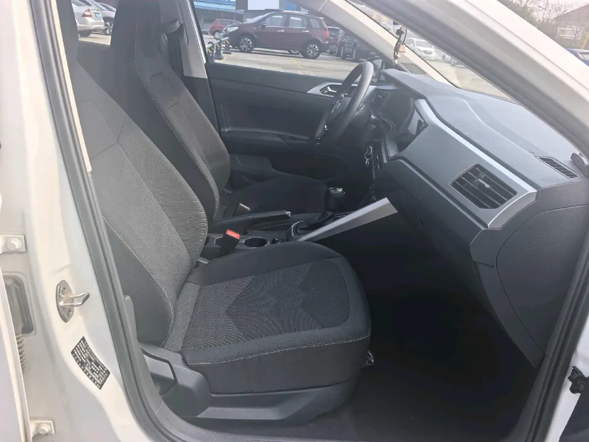2023 Volkswagen Polo 1.5L 110HP L4 6AT,autocango,china used car exporter,china ev exporter,chinese used car exporter,chinese used ev exporter