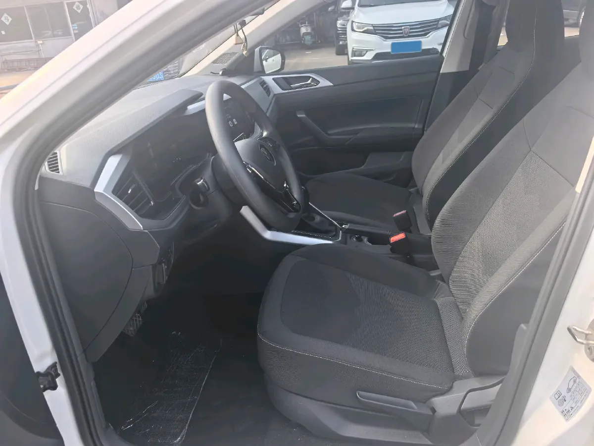 2023 Volkswagen Polo 1.5L 110HP L4 6AT,autocango,china used car exporter,china ev exporter,chinese used car exporter,chinese used ev exporter