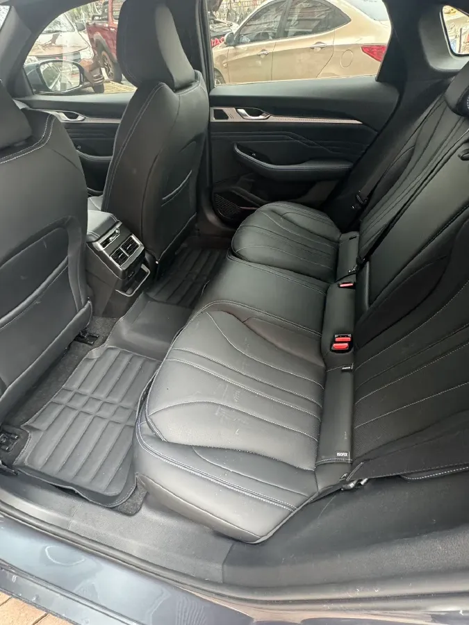 2025 Geely Preface 1.5T 181HP L4 7DCT,autocango,china used car exporter,china ev exporter,chinese used car exporter,chinese used ev exporter