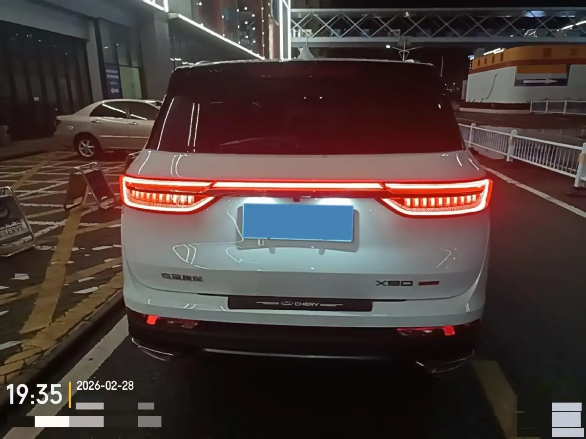 2024 Jetour X90 Plus 1.6T 197HP L4 7DCT,autocango,china used car exporter,china ev exporter,chinese used car exporter,chinese used ev exporter