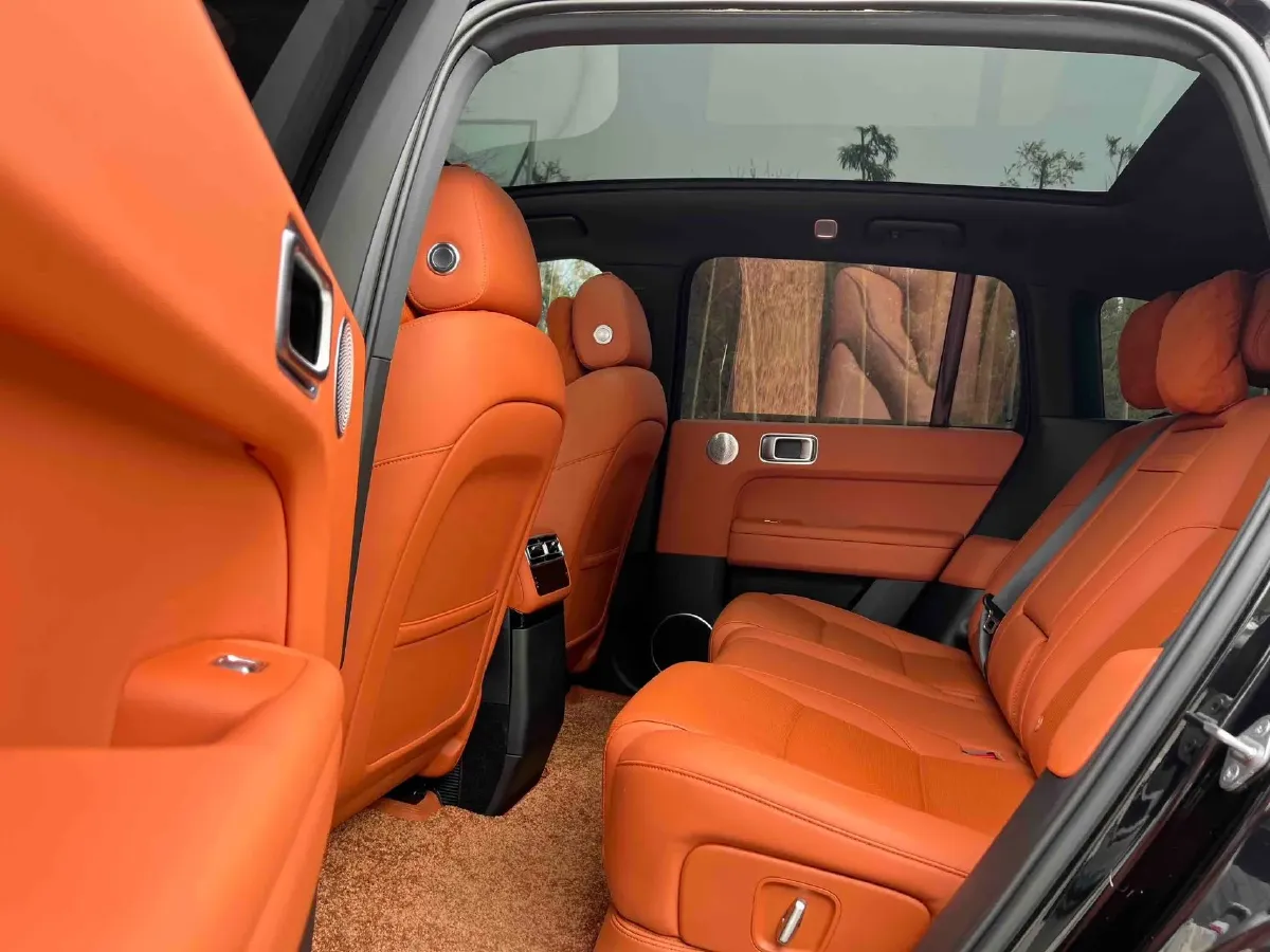 2024 Li L6 Range Extended 154HP L4 REEV 36.8KWH,autocango,china used car exporter,china ev exporter,chinese used car exporter,chinese used ev exporter