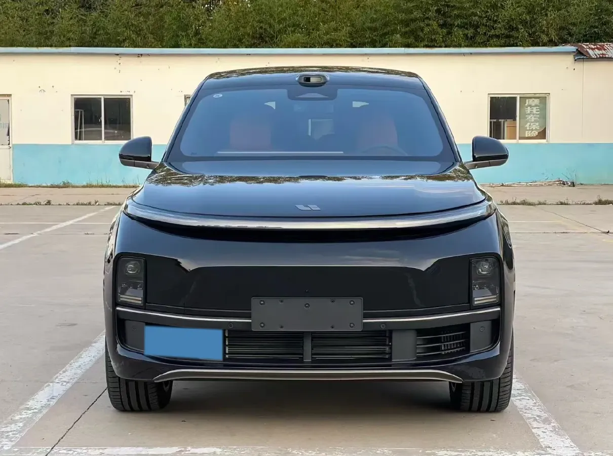 2025 Li L9 Range Extended 154HP REEV,autocango,china used car exporter,china ev exporter,chinese used car exporter,chinese used ev exporter