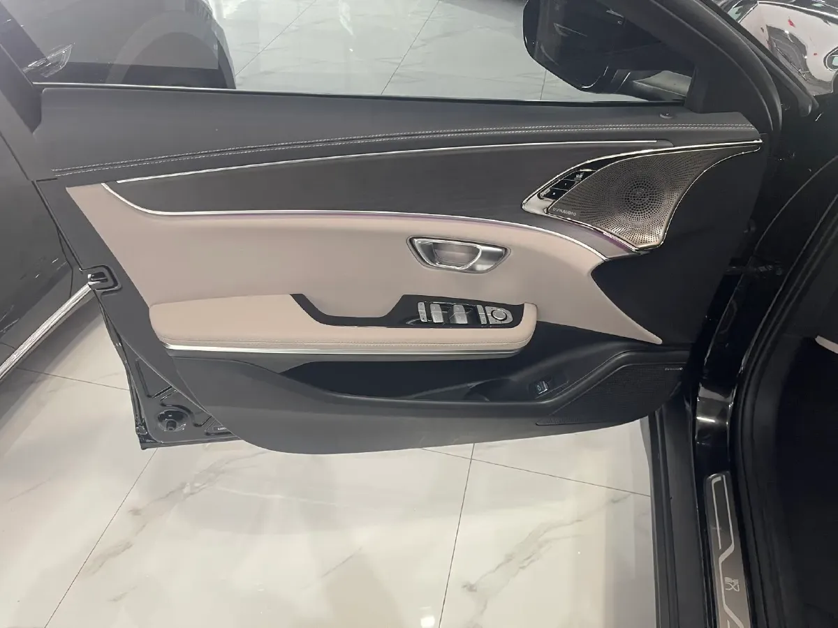 2025 BYD Han 1.5T 156HP L4 E-CVT PHEV,autocango,china used car exporter,china ev exporter,chinese used car exporter,chinese used ev exporter