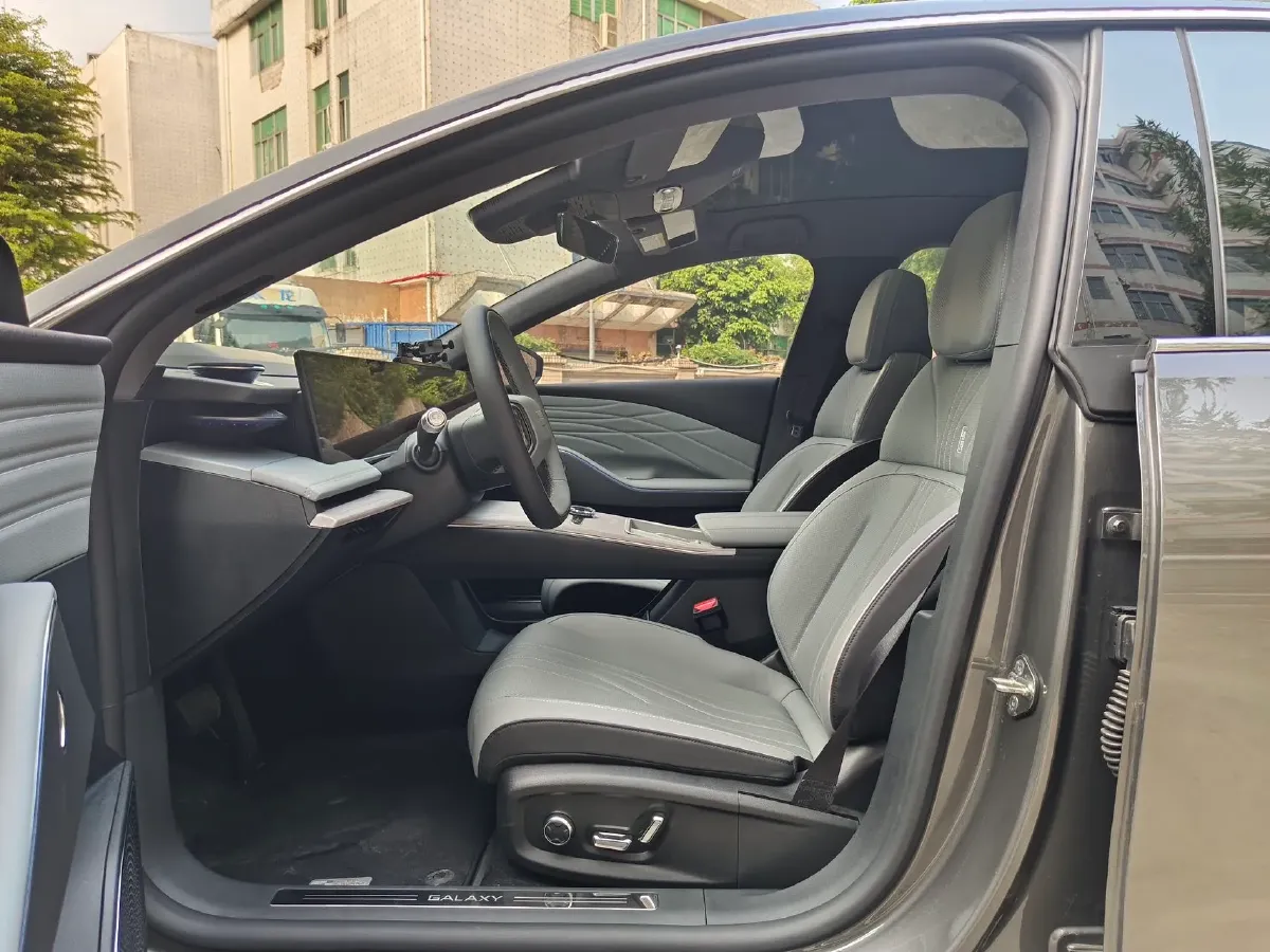 2024 Geely Galaxy E8 BEV 62KWH,autocango,china used car exporter,china ev exporter,chinese used car exporter,chinese used ev exporter