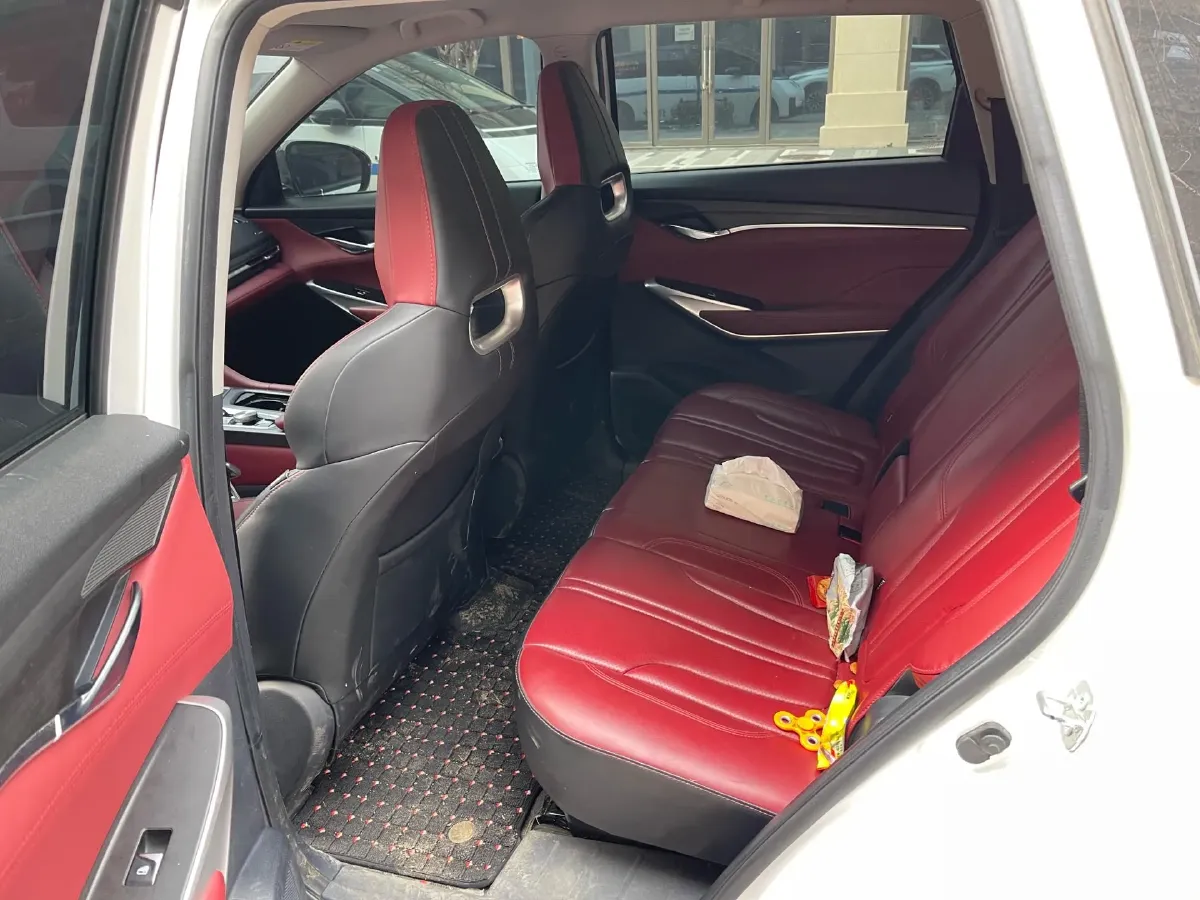 2020 ChangAn CS75 Plus 2.0T 233HP L4 8AT,autocango,china used car exporter,china ev exporter,chinese used car exporter,chinese used ev exporter