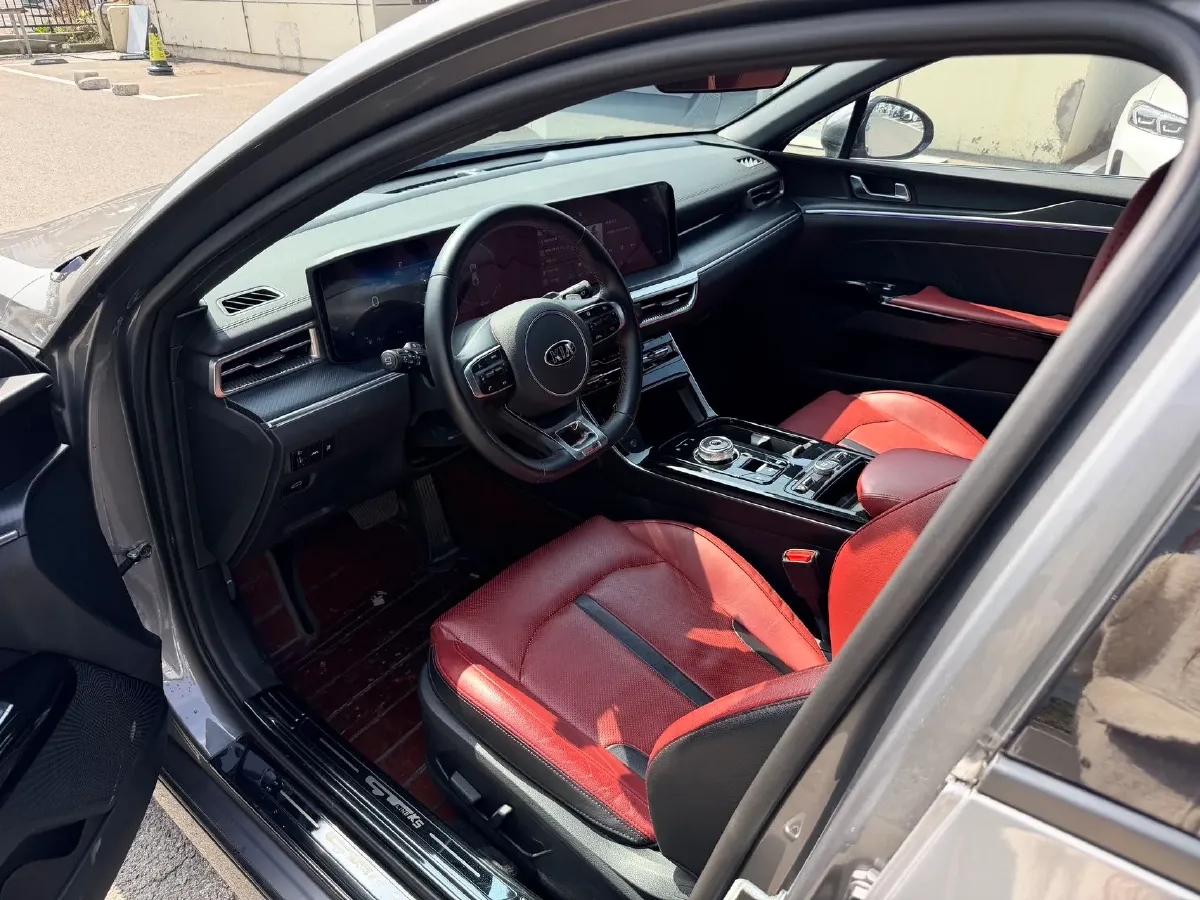 2020 Kia K5 2.0T 240HP L4 8AT,autocango,china used car exporter,china ev exporter,chinese used car exporter,chinese used ev exporter