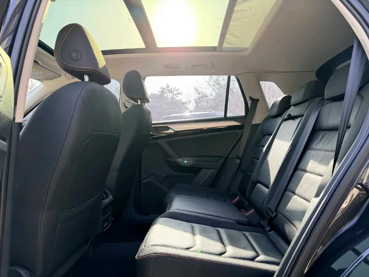 2021 Volkswagen Tayron 2.0T 186HP L4 7DCT,autocango,china used car exporter,china ev exporter,chinese used car exporter,chinese used ev exporter