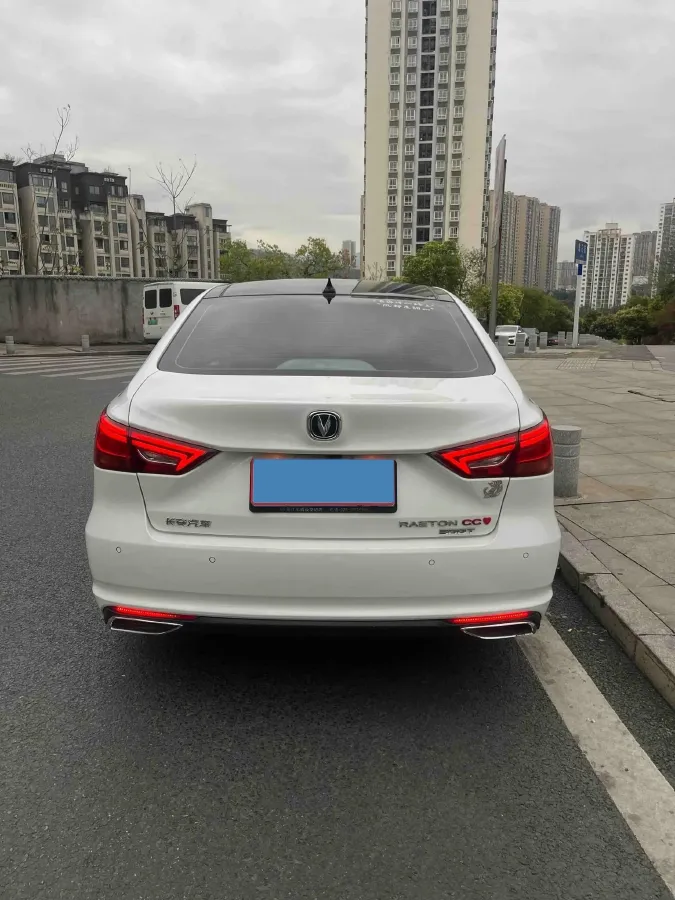 2022 ChangAn Raeton CC 1.5T 188HP L4 7DCT,autocango,china used car exporter,china ev exporter,chinese used car exporter,chinese used ev exporter