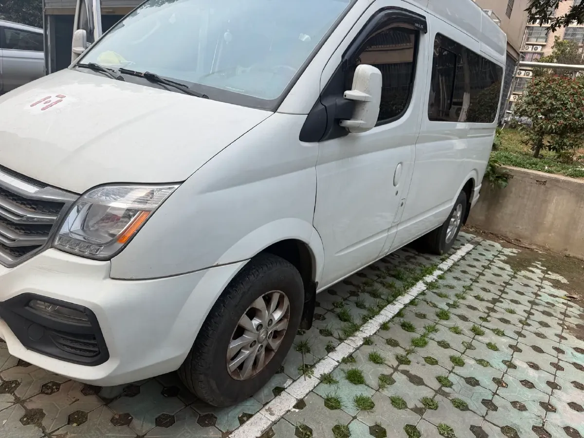 2021 MAXUS XinTu V80 2.0T 139HP L4 6MT,autocango,china used car exporter,china ev exporter,chinese used car exporter,chinese used ev exporter