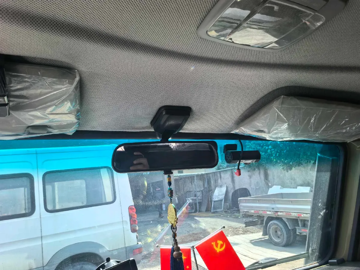 2023 BAW 212 2.4T 211HP L4 6MT,autocango,china used car exporter,china ev exporter,chinese used car exporter,chinese used ev exporter