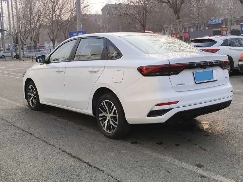 2025 Geely Emgrand 1.5L 127HP L4 CVT,autocango,china used car exporter,china ev exporter,chinese used car exporter,chinese used ev exporter