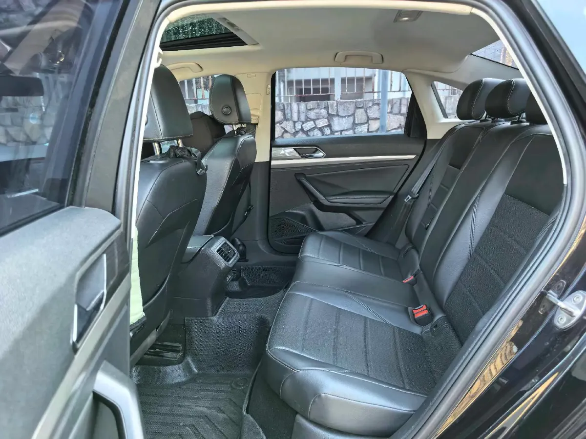 2021 Volkswagen Lavida 1.5L 113HP L4 6AT,autocango,china used car exporter,china ev exporter,chinese used car exporter,chinese used ev exporter