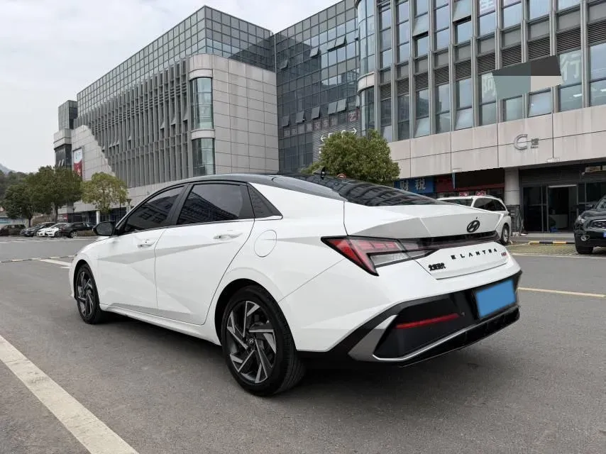 2023 Hyundai Elantra 1.5L 115HP L4 CVT,autocango,china used car exporter,china ev exporter,chinese used car exporter,chinese used ev exporter