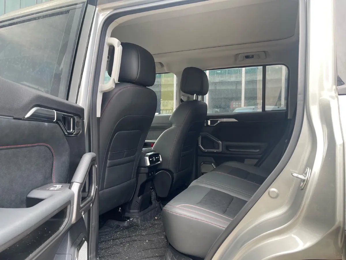 2023 Jetour Traveller 2.0T 254HP L4 7DCT,autocango,china used car exporter,china ev exporter,chinese used car exporter,chinese used ev exporter