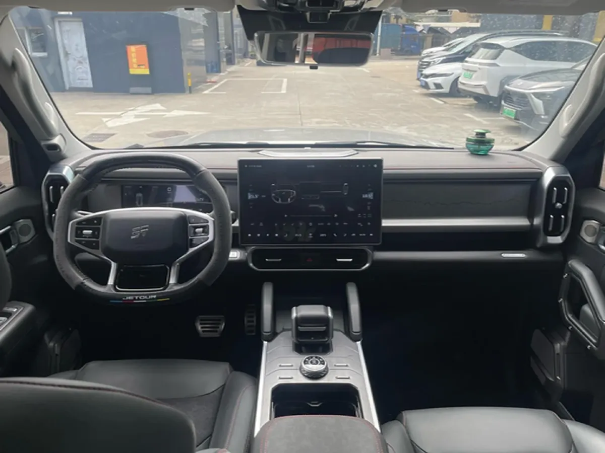 2023 Jetour Traveller 2.0T 254HP L4 7DCT,autocango,china used car exporter,china ev exporter,chinese used car exporter,chinese used ev exporter