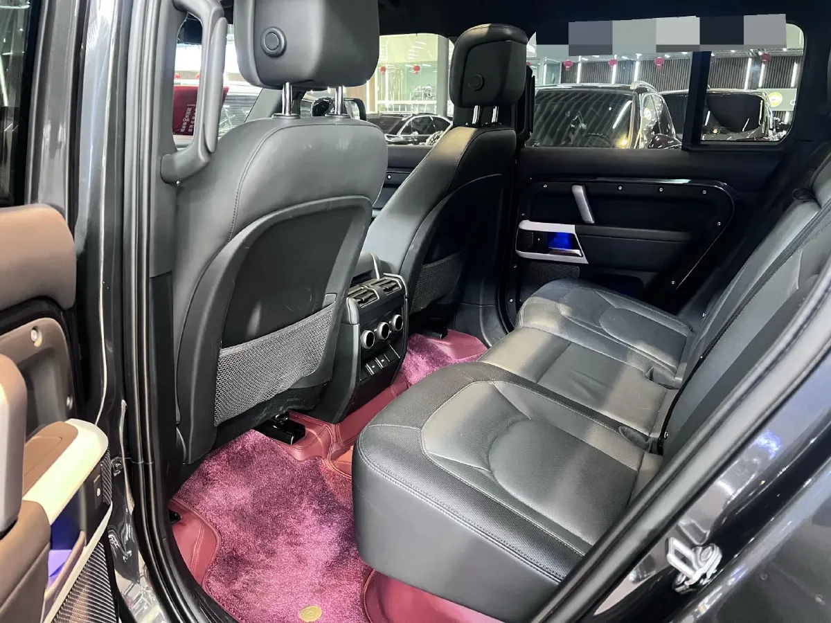 2023 Land Rover Defender 3.0T 400HP L6 8AT,autocango,china used car exporter,china ev exporter,chinese used car exporter,chinese used ev exporter