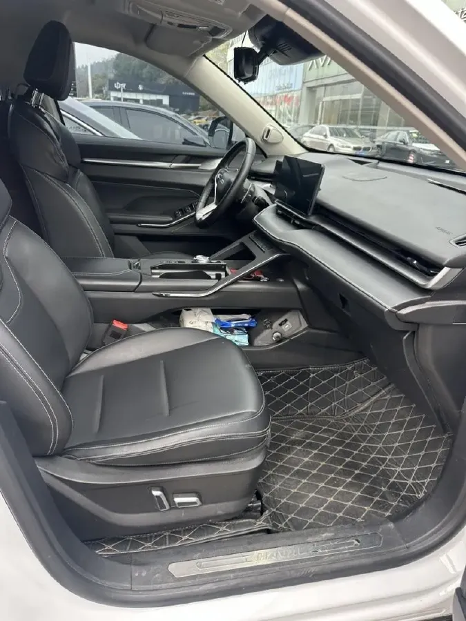 2021 Haval H6 1.5T 169HP L4 7DCT,autocango,china used car exporter,china ev exporter,chinese used car exporter,chinese used ev exporter