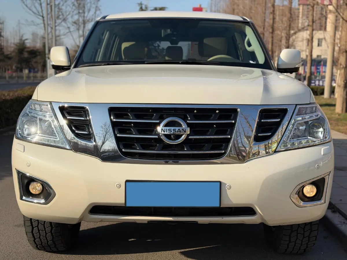 2018 Nissan Patrol 4.0L 279HP V6 7AT,autocango,china used car exporter,china ev exporter,chinese used car exporter,chinese used ev exporter